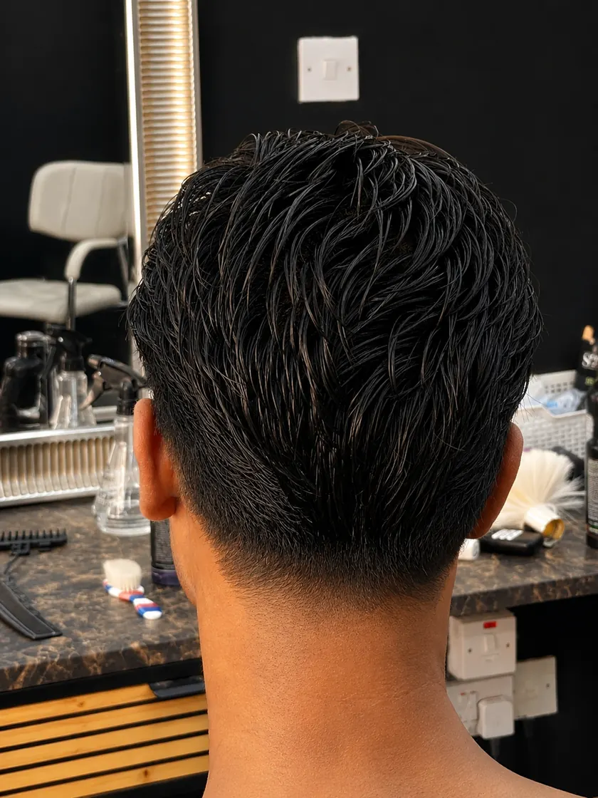 Taper with natural texture at the back